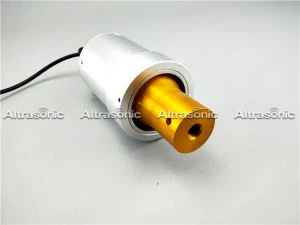 এয়ার কুলিং ইনস্টলেশন সঙ্গে Dukane শ্রুতির অতীত ট্রান্সউইডার 20K প্রতিস্থাপন